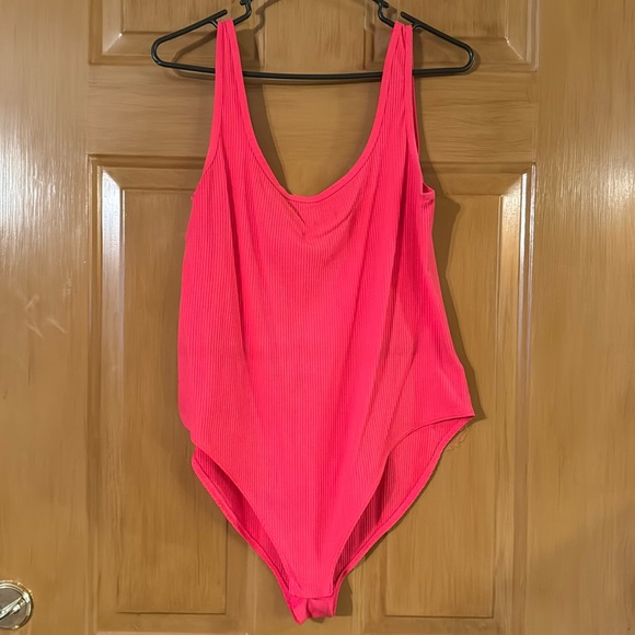 Size 2X Women’s Old Navy Hot Pink Ribbed Tank Bodysuit - Picture 1 of 5